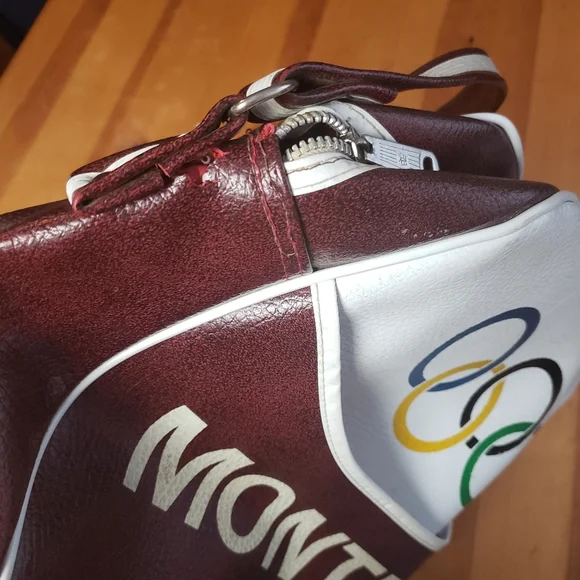 Vintage 1976 Montreal Olympics Athlete Shoulder Bag Retro Tote Faux Leather 70s - Picture 5 of 13